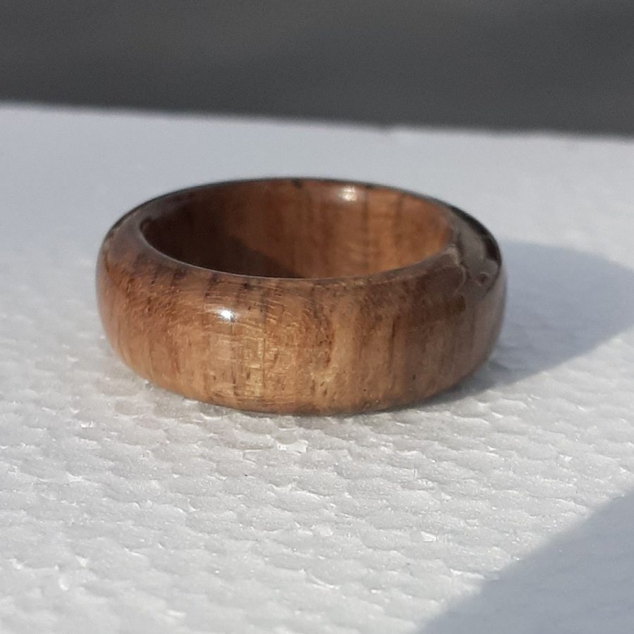 NZ Native Puriri Solid Wood Ring - Image 5