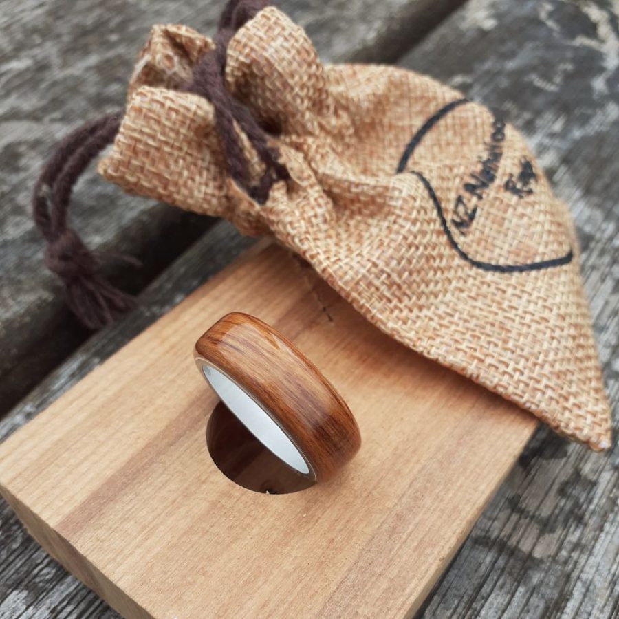 NZ Native Rimu with Alloy Core Centre - Image 4