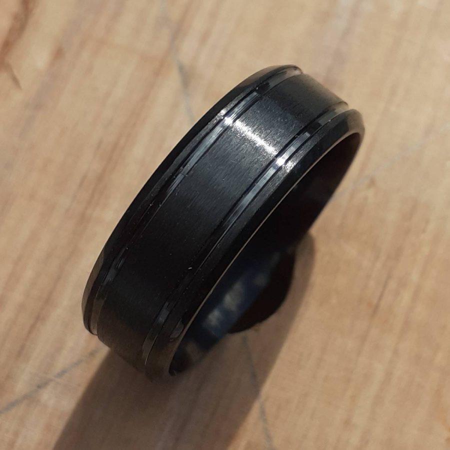 Men’s Black Titanium Rough Classic Ring (TOUGH) - Image 3