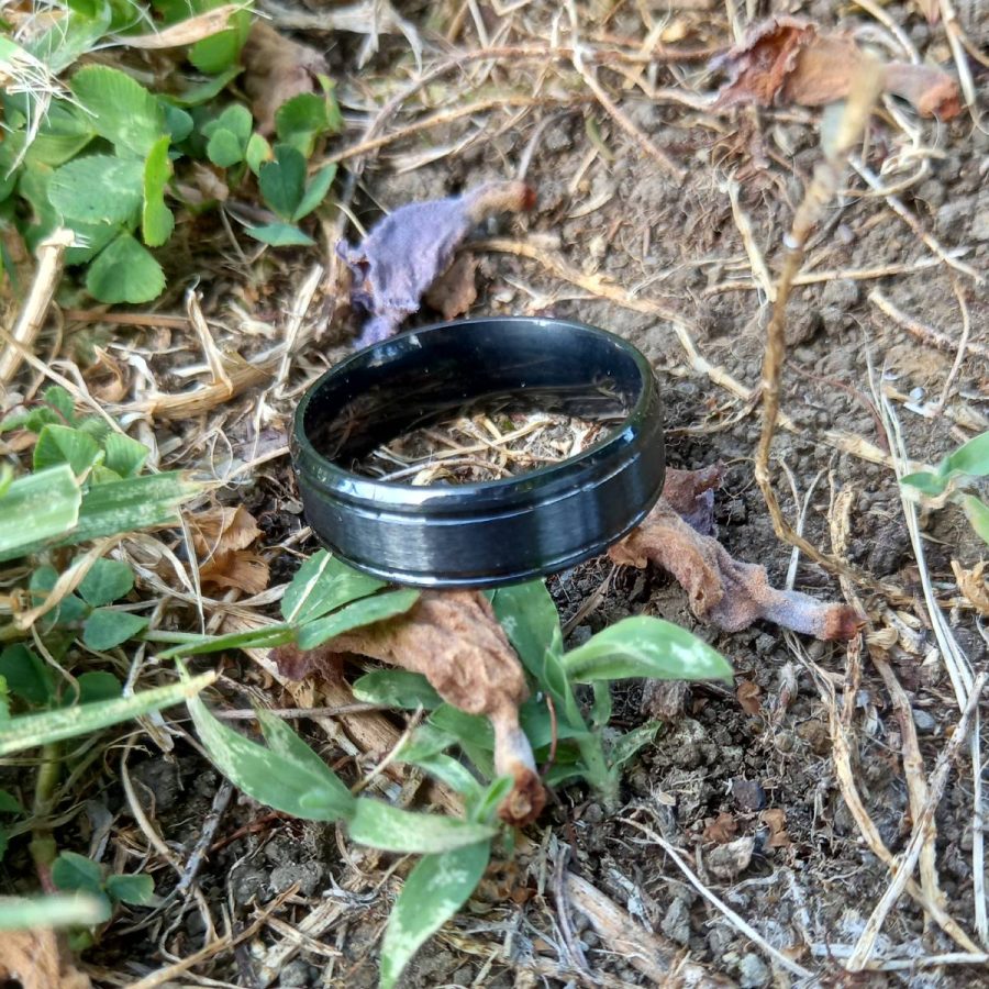 Men’s Black Titanium Rough Classic Ring (TOUGH)