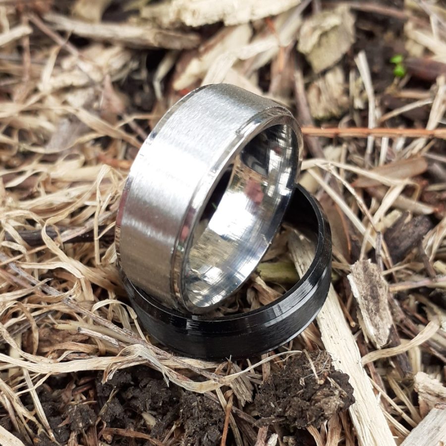 Men’s Silver Titanium Brushed Ring (TOUGH)